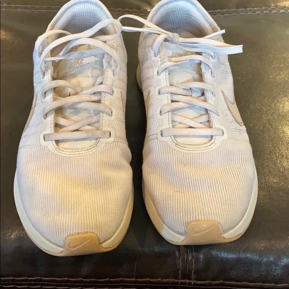 Running shoes - Picture 2 of 5